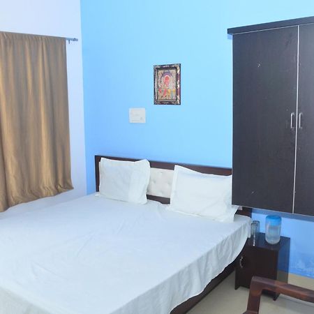 Hotel Chandrasha Villa Ayodhya Dham Ram Mandir 600 Meter Eksteriør billede