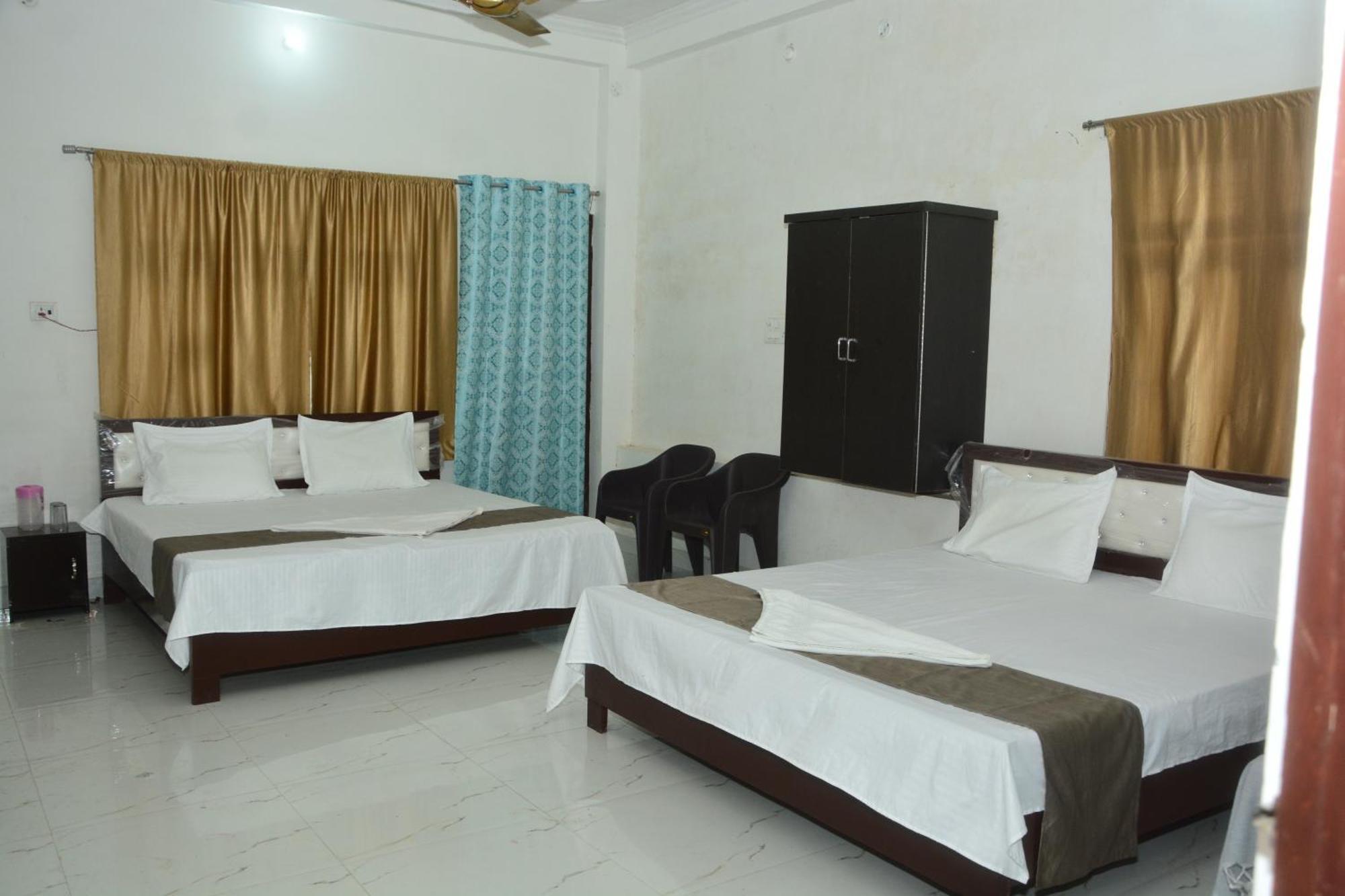 Hotel Chandrasha Villa Ayodhya Dham Ram Mandir 600 Meter Eksteriør billede