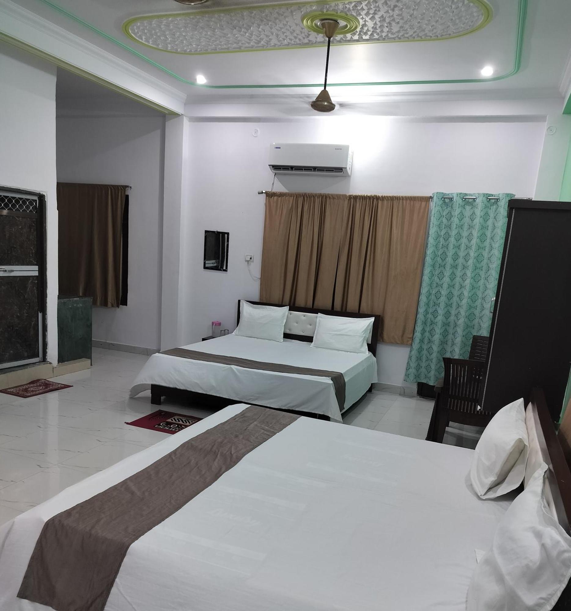 Hotel Chandrasha Villa Ayodhya Dham Ram Mandir 600 Meter Eksteriør billede